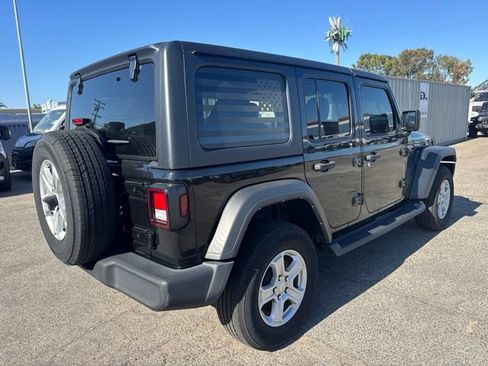 Used 2023 Jeep Wrangler Unlimited Sport AWD/4WD image 5