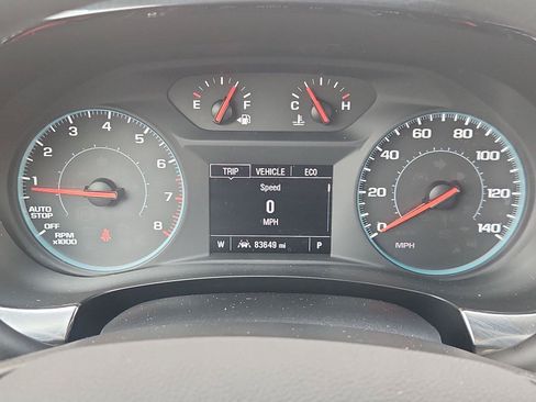 Used 2023 Chevrolet Traverse LS FWD image 12