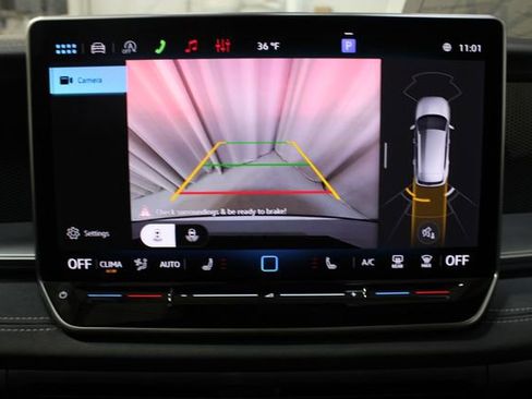 New 2026 Volkswagen Tiguan SE R-Line image 4