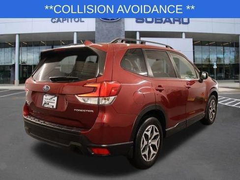 Certified 2023 Subaru Forester Premium image 3