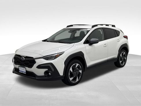 Used 2024 Subaru Crosstrek 2.5i Limited w/ Crosstrek Mirror Package AWD/4WD image 3