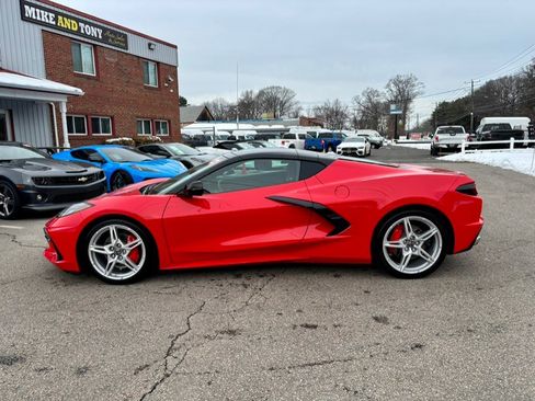 Used 2022 Chevrolet Corvette Stingray Coupe w/ 1LT image 5