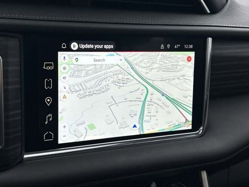 Used 2022 GMC Yukon Denali image 39