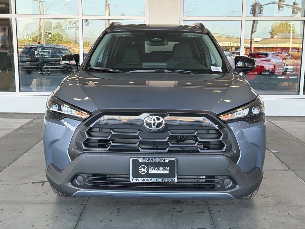 New 2026 Toyota Corolla Cross LE w/ Moonroof Package FWD image 4