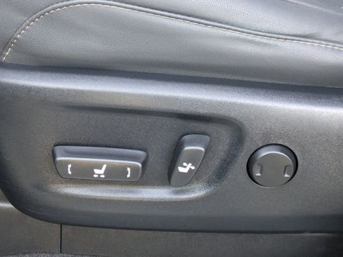 Used 2023 Lexus GX 460 Premium image 26