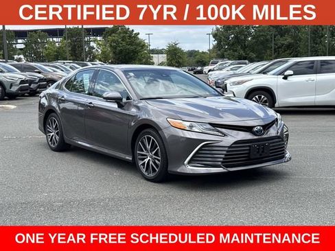 Used 2023 Toyota Camry XLE FWD image 1