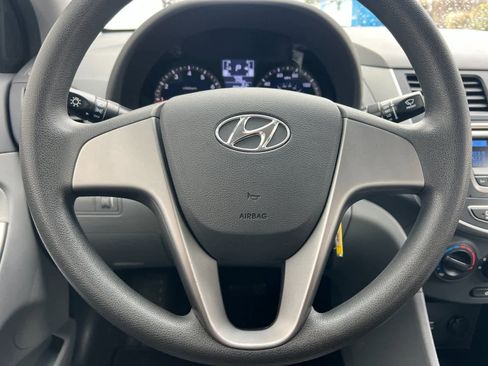 Used 2015 Hyundai Accent GLS image 21