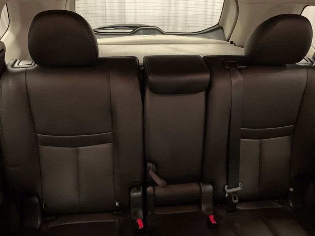 Used 2019 Nissan Rogue SL AWD/4WD image 28
