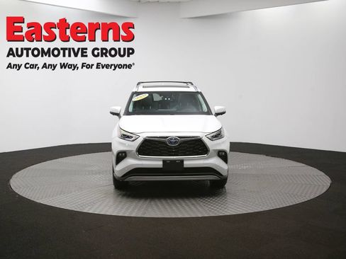 Used 2024 Toyota Highlander Platinum AWD/4WD image 58