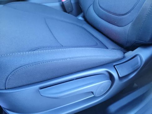 New 2026 Hyundai Tucson Blue SE image 12