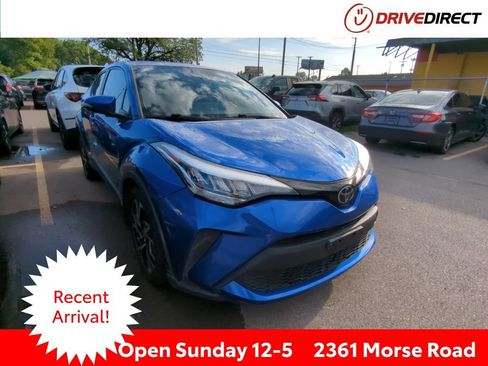 Used 2021 Toyota C-HR XLE FWD image 1