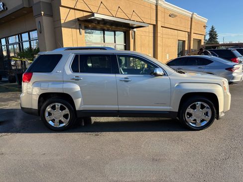 Used 2014 GMC Terrain SLT image 3