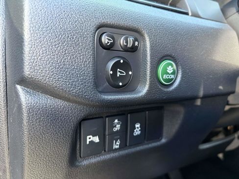 Used 2019 Honda Pilot Elite image 19