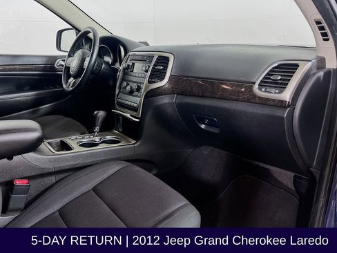 Used 2012 Jeep Grand Cherokee Laredo w/ Laredo E Group image 30