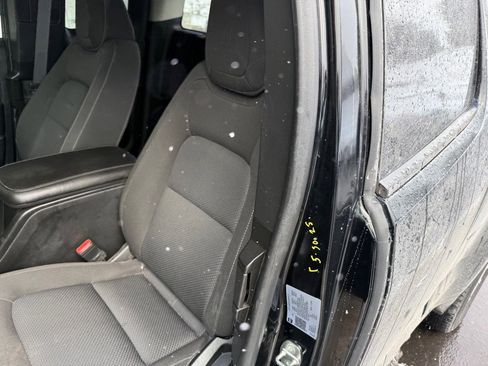 Used 2022 Chevrolet Colorado LT w/ Fleet Safety Package image 3