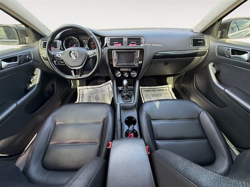 Used 2016 Volkswagen Jetta SEL FWD image 11