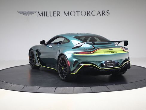 Used 2023 Aston Martin V12 Vantage RWD image 5