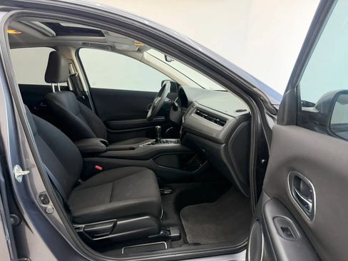Used 2017 Honda HR-V EX image 24