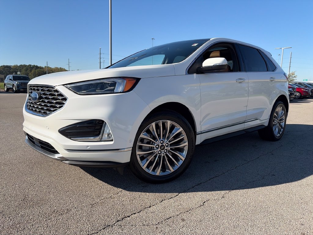 Used 2024 Ford Edge Titanium w/ Titanium Elite Package AWD/4WD image 3