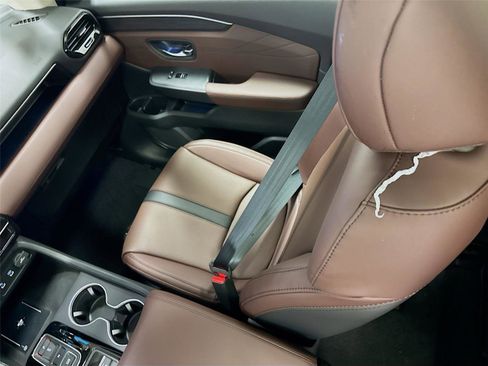 New 2026 Honda Pilot image 24