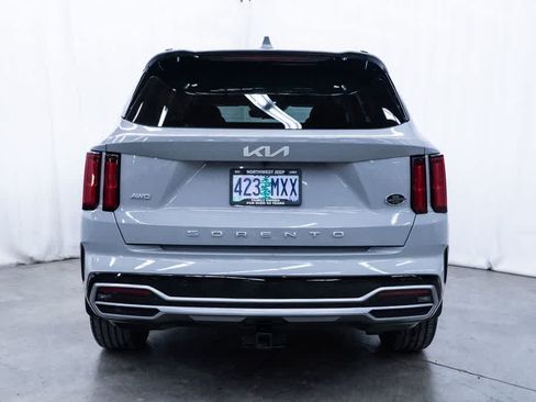 Used 2022 Kia Sorento SX AWD/4WD image 5
