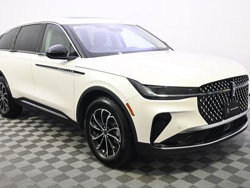 Certified 2026 Lincoln Nautilus Premier w/ Equipment Group 102A AWD/4WD image 8