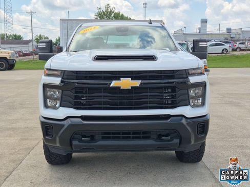 Used 2024 Chevrolet Silverado 3500 W/T w/ WT Fleet Convenience Package AWD/4WD image 2