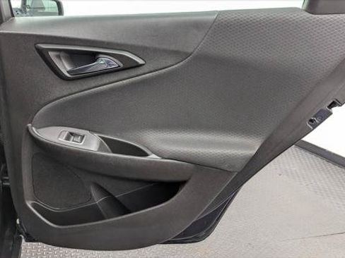 Used 2023 Chevrolet Malibu LT FWD image 19