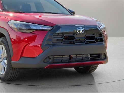 New 2026 Toyota Corolla Cross LE image 8