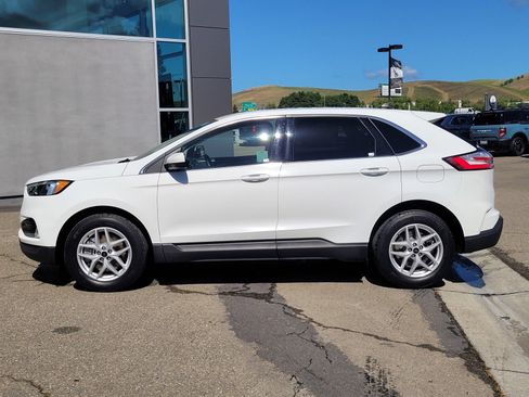 Used 2023 Ford Edge SEL w/ Convenience Package AWD/4WD image 6