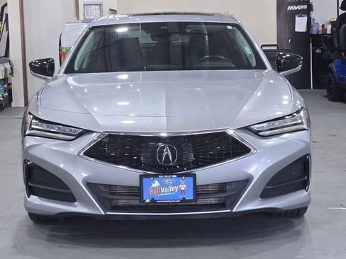 Used 2022 Acura TLX w/ Technology Package image 4