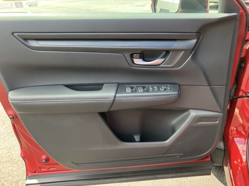 Used 2024 Honda CR-V Sport image 14