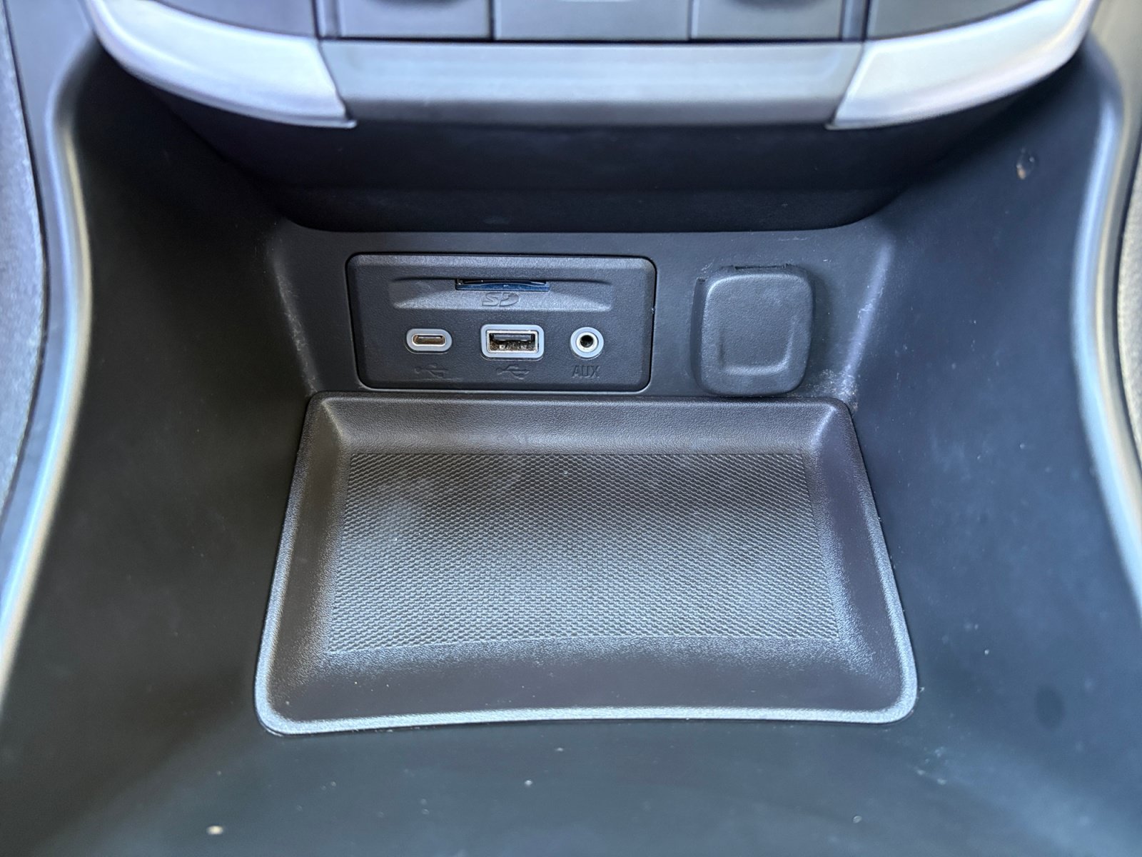 Used 2024 GMC Terrain SLT w/ Tech Package FWD image 20