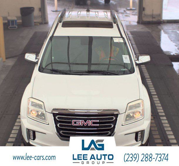 Used 2017 GMC Terrain SLT w/ Open Road Package FWD image 1