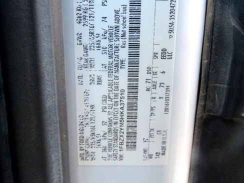 Used 2017 Ford Transit 350 XLT image 28