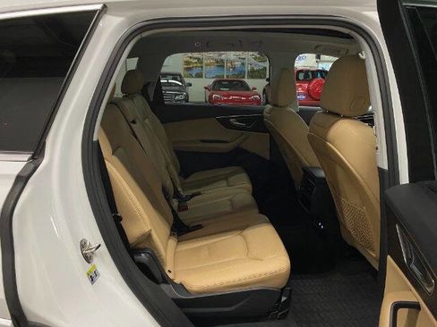 Used 2020 Audi Q7 3.0T Premium Plus image 22