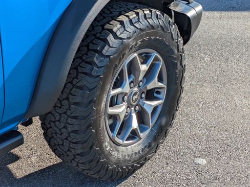 Certified 2023 Ford Bronco Black Diamond image 10