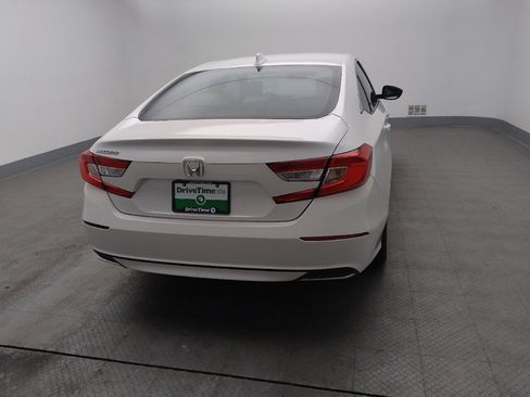 Used 2018 Honda Accord LX image 7