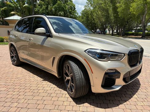 Used 2019 BMW X5 xDrive50i w/ M Sport Package AWD/4WD image 6