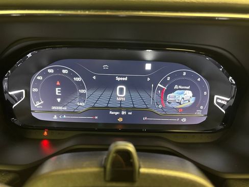 Used 2023 GMC Yukon XL Denali w/ Denali Reserve Package image 38