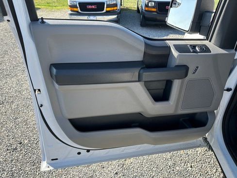 Used 2018 Ford F150 XL w/ XL Power Equipment Group image 28