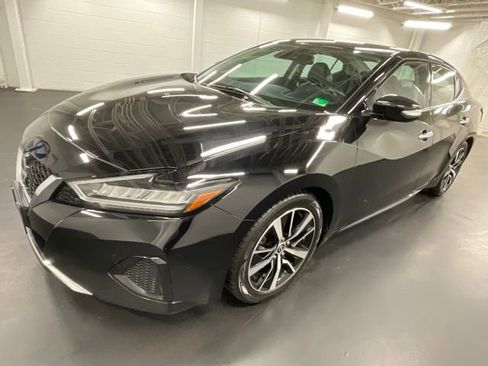 Used 2023 Nissan Maxima SV w/ Floor Mat Group image 1