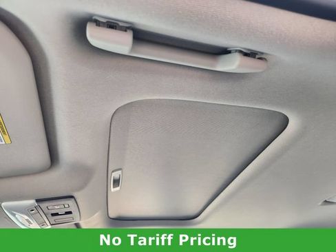 Certified 2025 Nissan Sentra SR w/ SR Premium Package FWD image 24