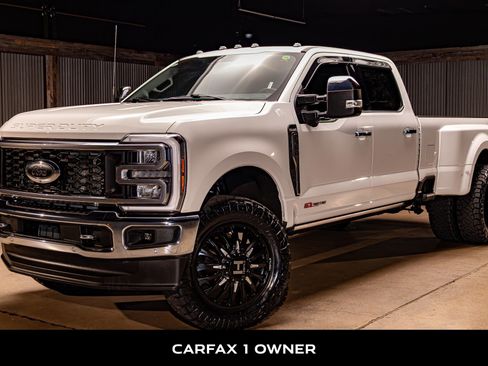 Used 2024 Ford F350 King Ranch w/ Chrome Package image 5