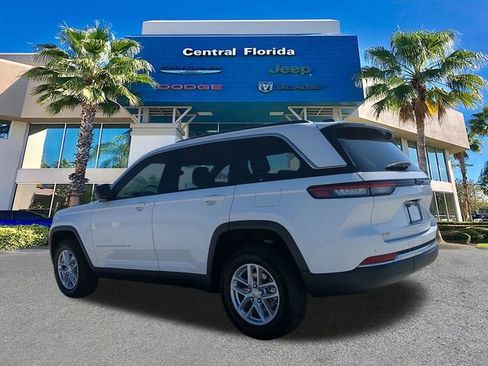 New 2026 Jeep Grand Cherokee Laredo image 7