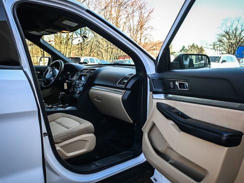 Used 2017 Ford Explorer 4WD image 17