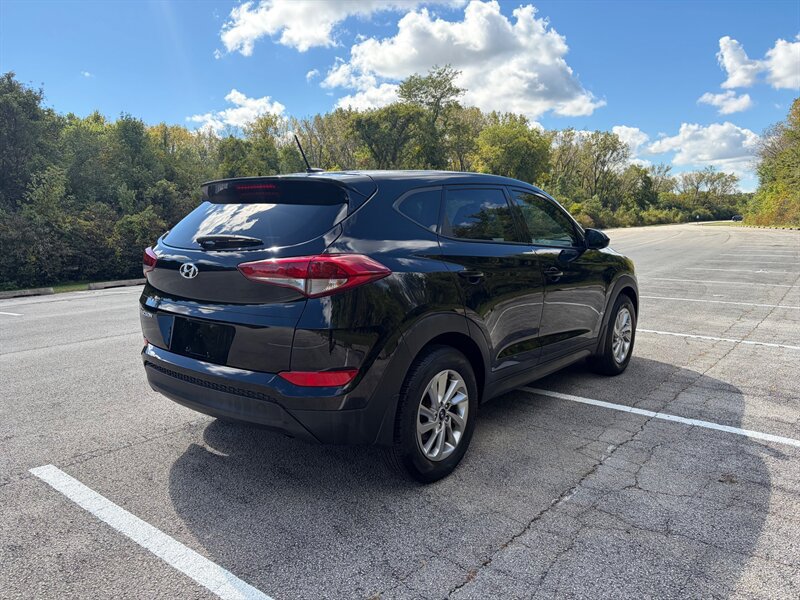 Used 2017 Hyundai Tucson SE FWD image 5