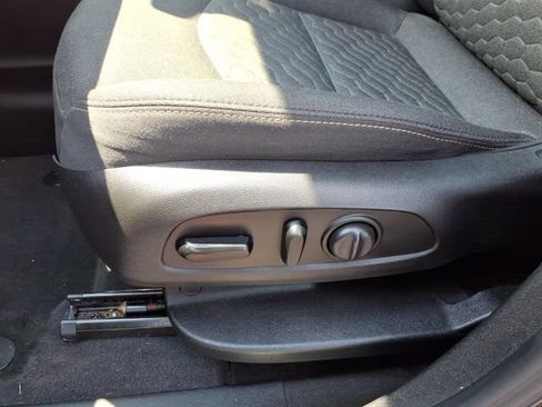 Used 2020 Chevrolet Equinox LT AWD/4WD image 14