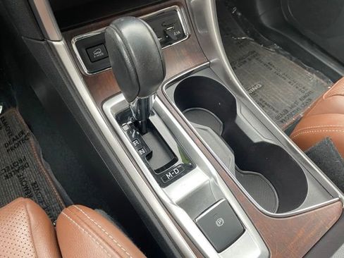 Used 2019 Subaru Ascent Touring image 24