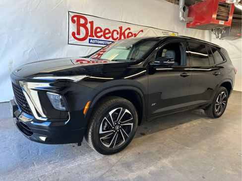 New 2026 Buick Enclave Sport Touring image 2